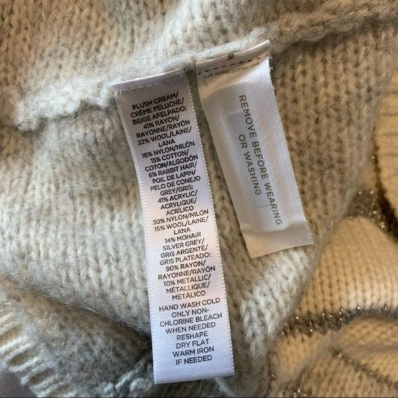 Ann Tylor LOFT cream silver shimmery oversized chunky knit sweater size Small - Picture 7 of 9